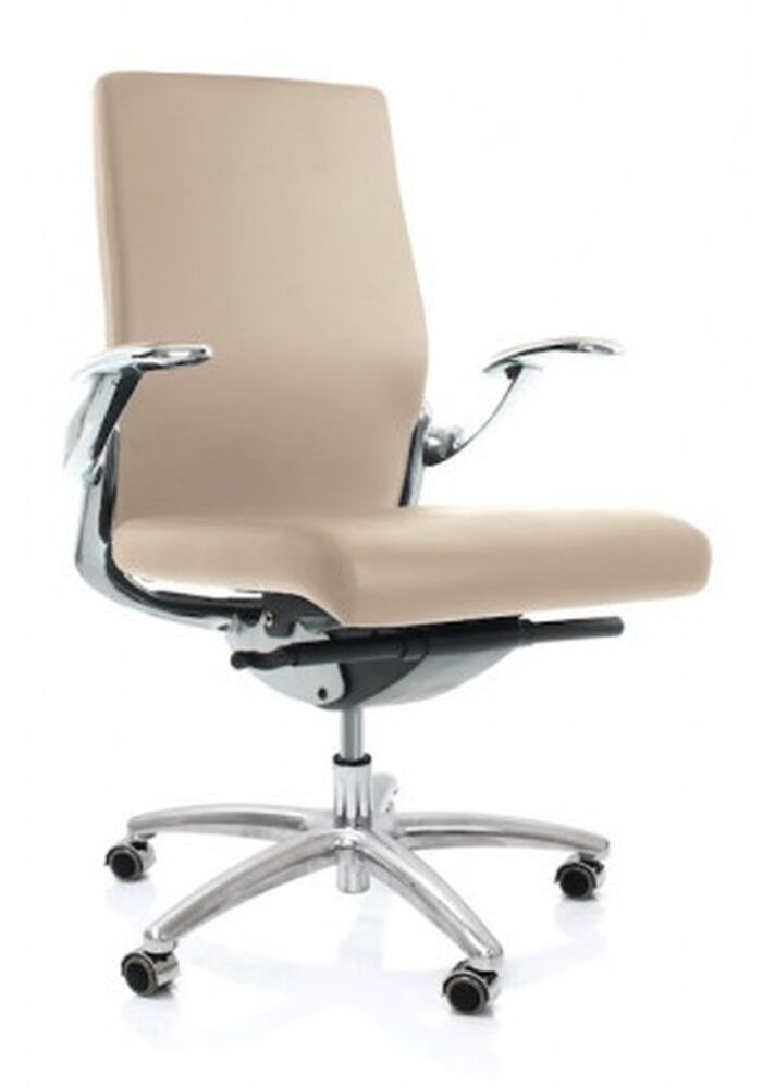 Кресло для персонала