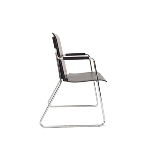 Кресло для посетителя