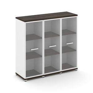 Шкаф три узкие секции, 3 ниши