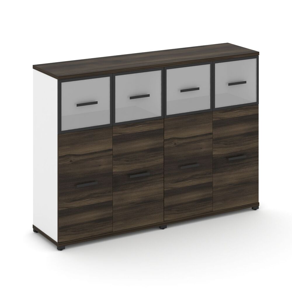 Шкаф две широкие секции, 3 ниши