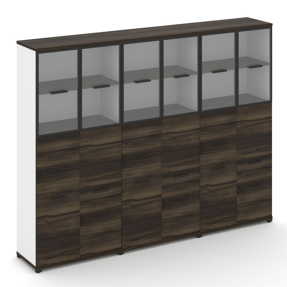 Шкаф три широкие секции, 5 ниш