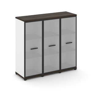 Шкаф три узкие секции, 3 ниши