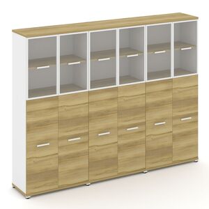 Шкаф три широкие секции, 5 ниш