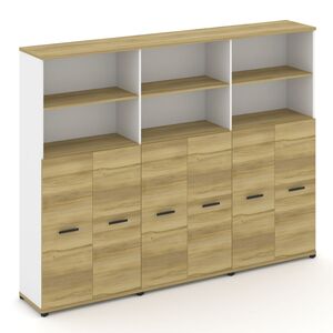 Шкаф три широкие секции, 5 ниш