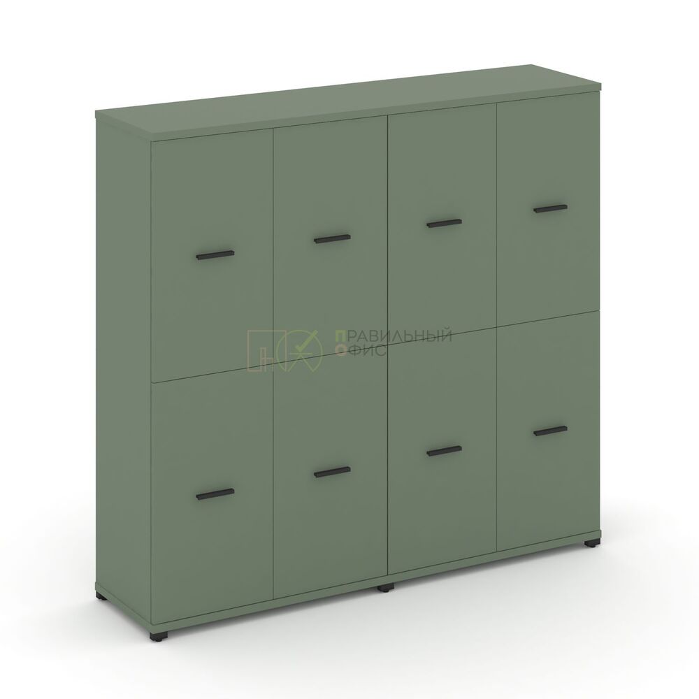 Шкаф две широкие секции, 4 ниши