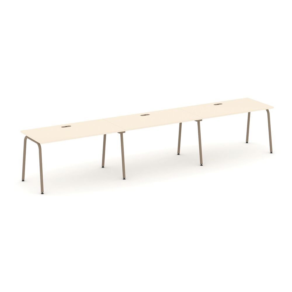 Рабочая станция на 3 места