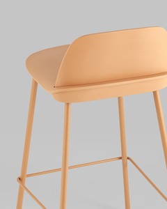 Комплект из четырех стульев полубарных