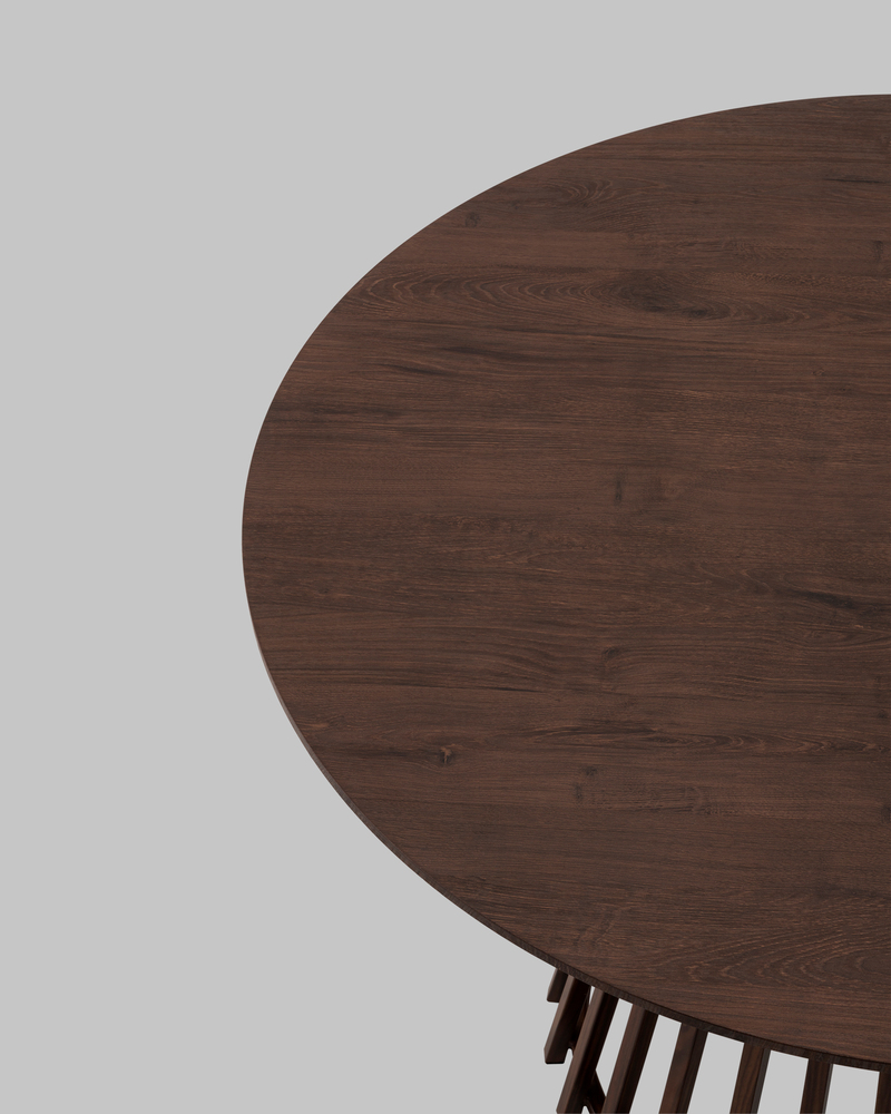 Стол обеденный