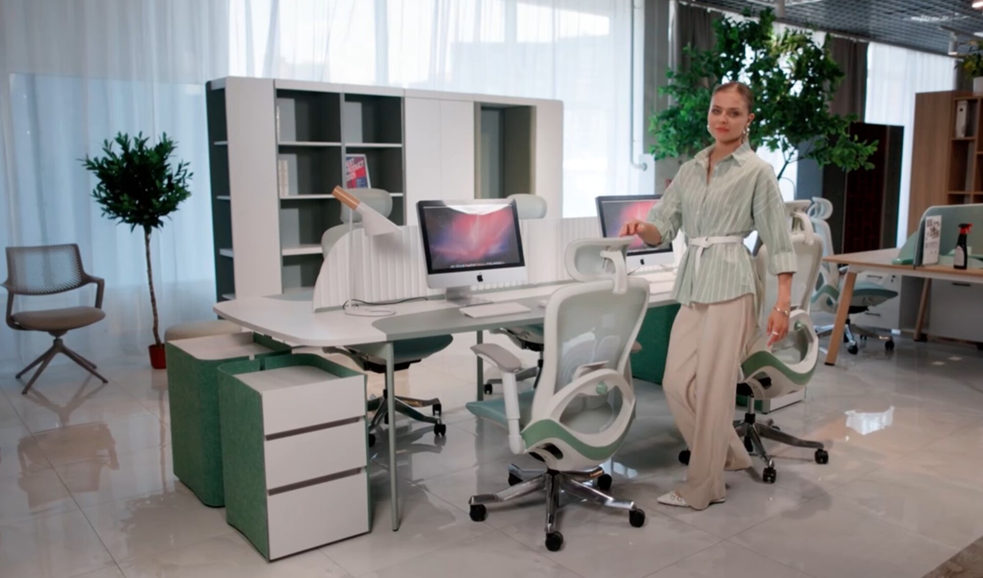 Офисная мебель для персонала ARTVISION Light видео.
